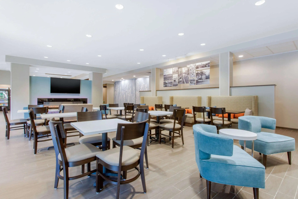 Sleep Inn & Suites Monroe - Woodbury