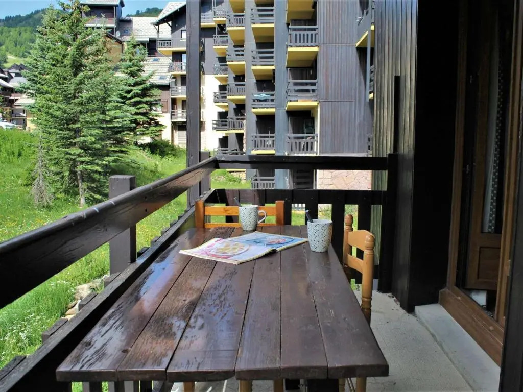 Appartement Risoul, 1 pièce, 5 personnes - FR-1-330-531