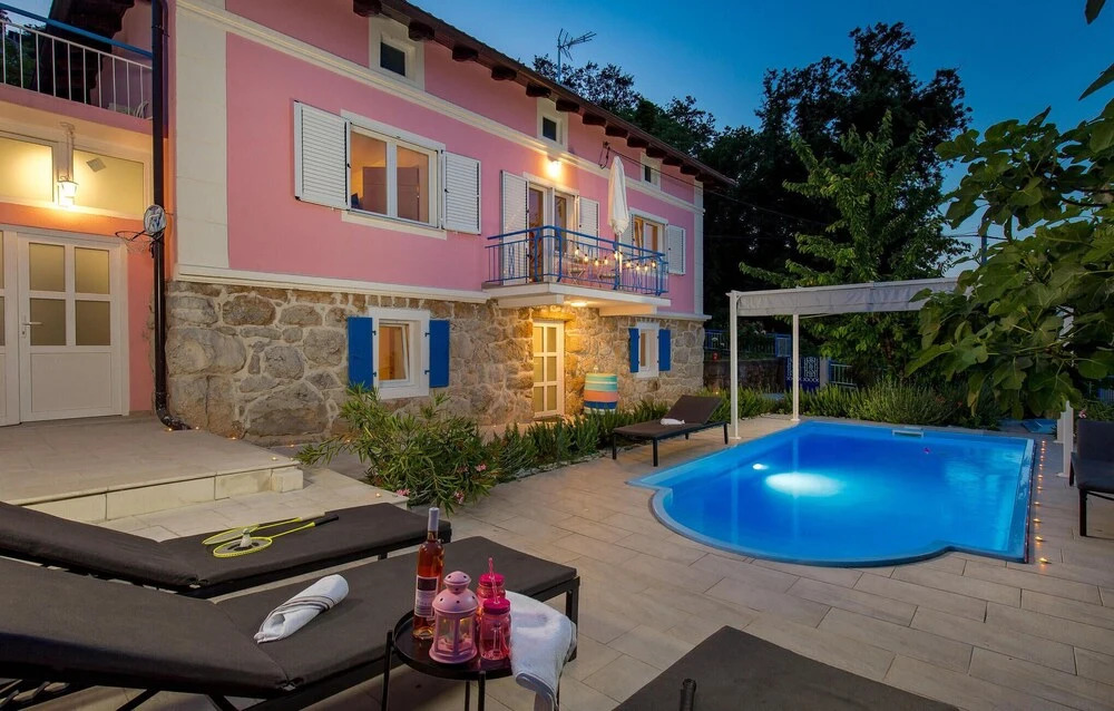 Pet Friendly Home In Lovran