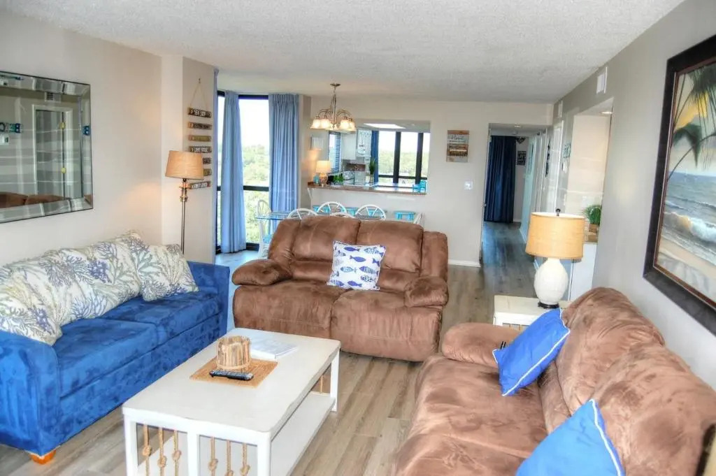 Sea Mark Towers 906