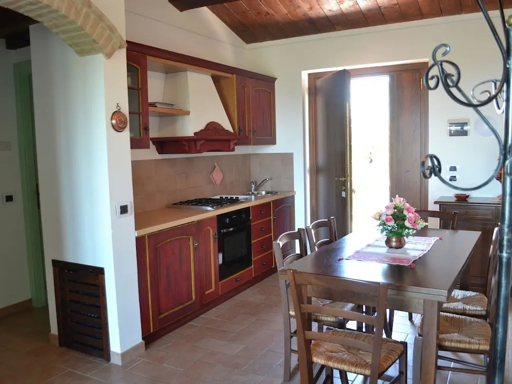 Quaint Cottage in Collazzone With Swimming Pool
