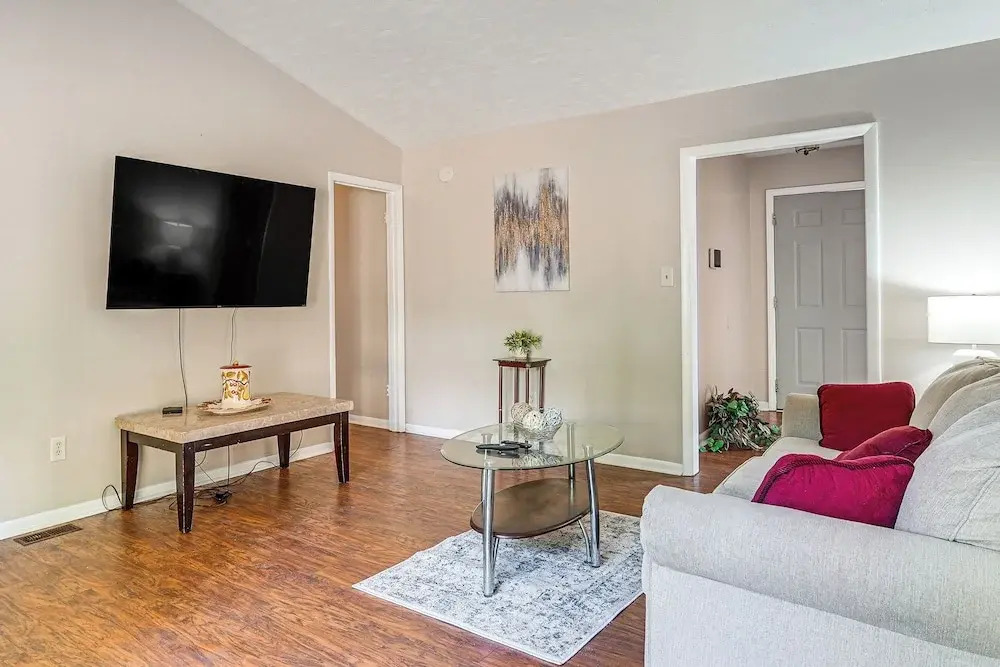 5 Mi to Fort Bragg: Family Gem Near Parks & Trails