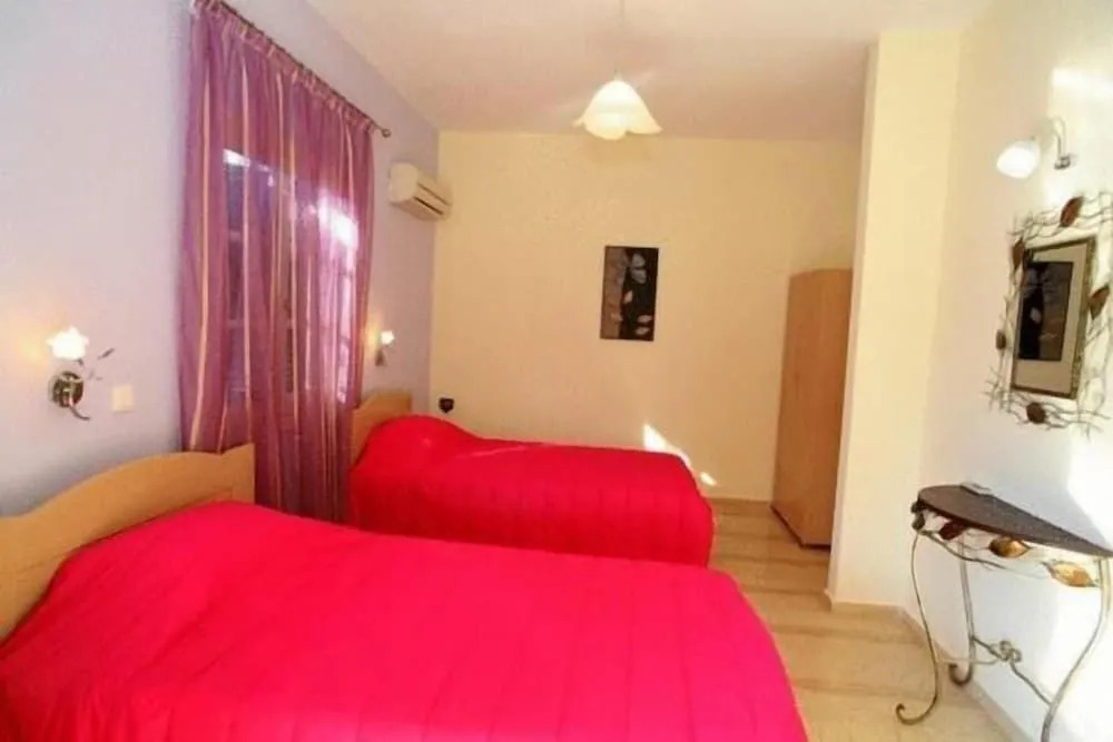 Emilys Apartments