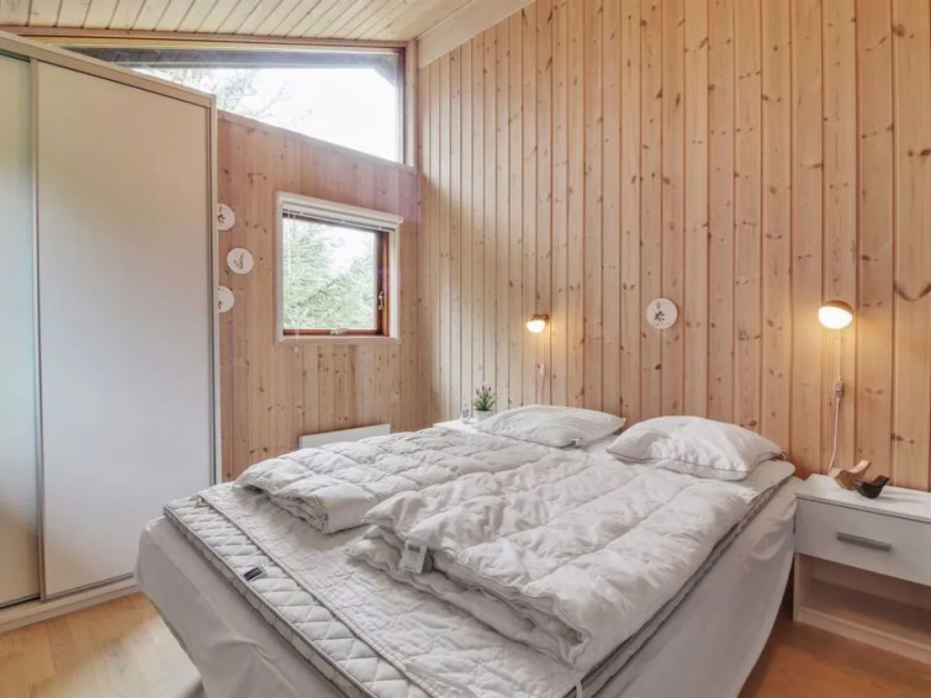 "Henrich" - 450m from the sea in NW Jutland