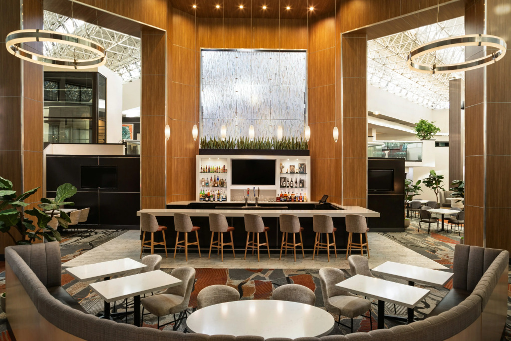 DoubleTree by Hilton Austin Northwest - Arboretum
