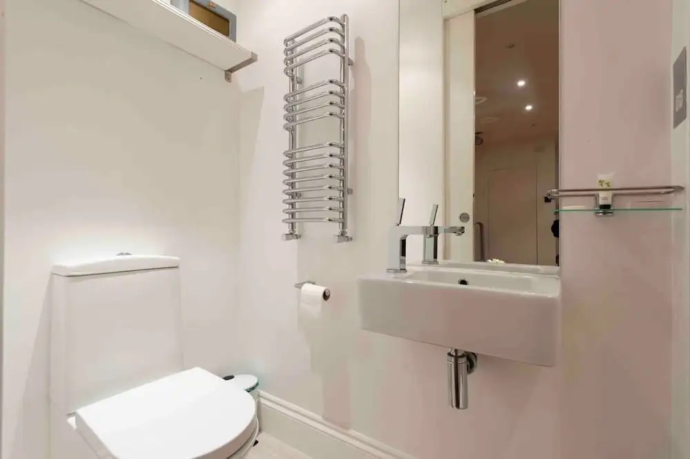Unbeatable Location Luxury 2bed 2bath Apartment