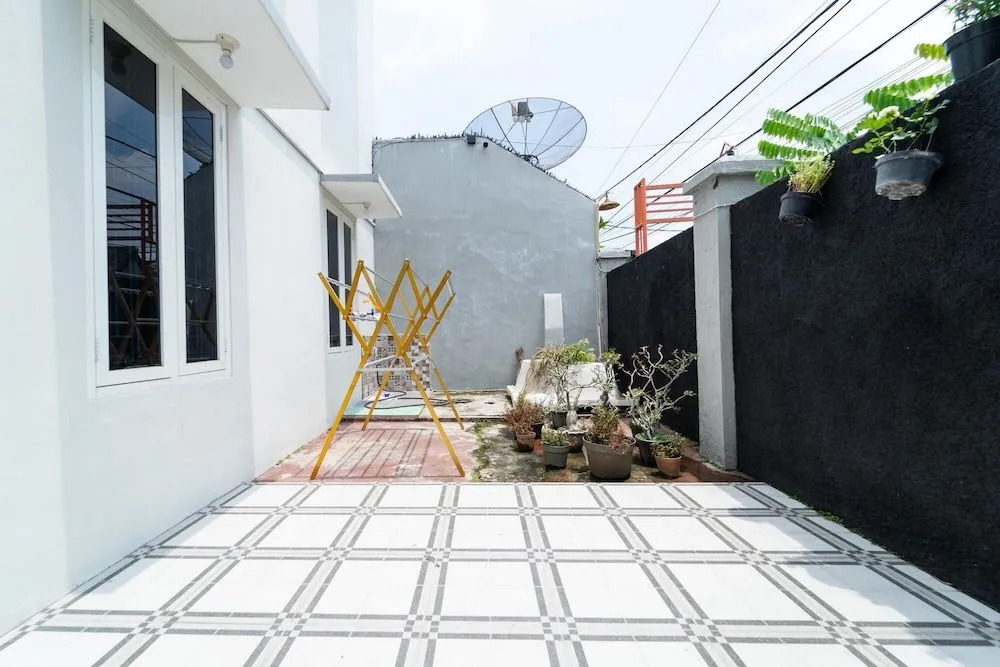 KoolKost Male Syariah near SMAK Kolese Santo Yusup 2