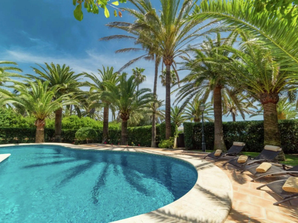Villa in Son Servera with Beach & Pool