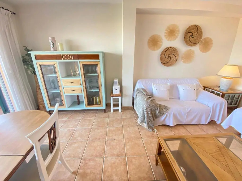 SAGARÓ SEA HOUSE-GARDEN-BARBACUE-8 PAX-SEA VIEW