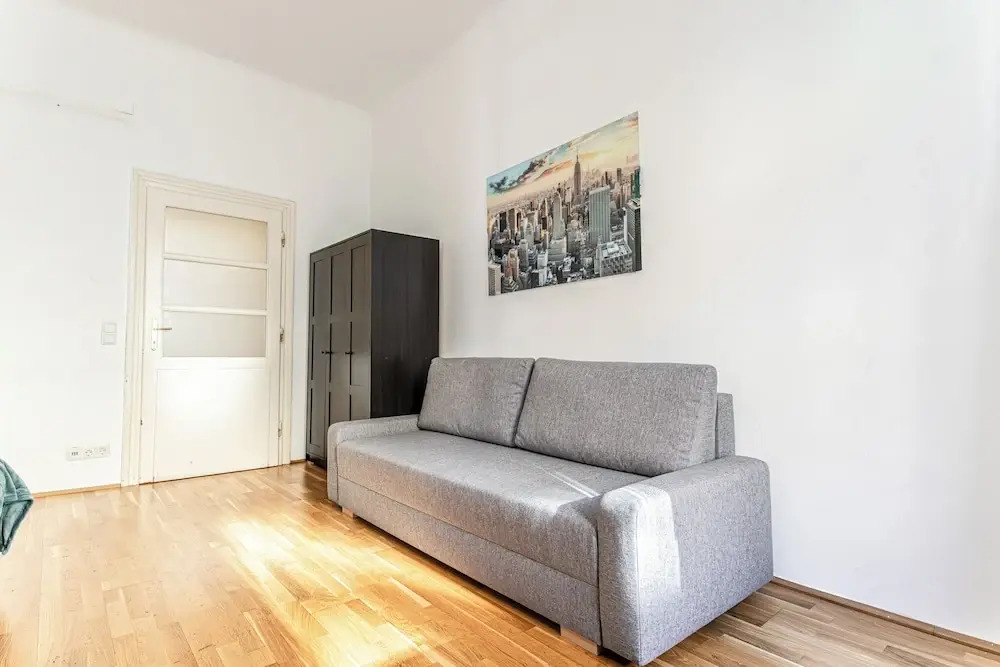 Charming 1BR Apt 15 Min to Vienna