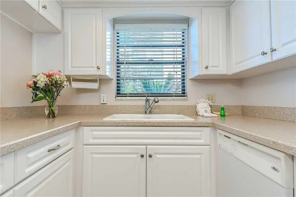 Shores of Madeira 205 - Two Bedroom Condo