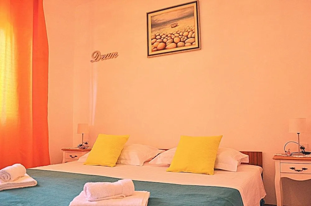 Rooms Anna