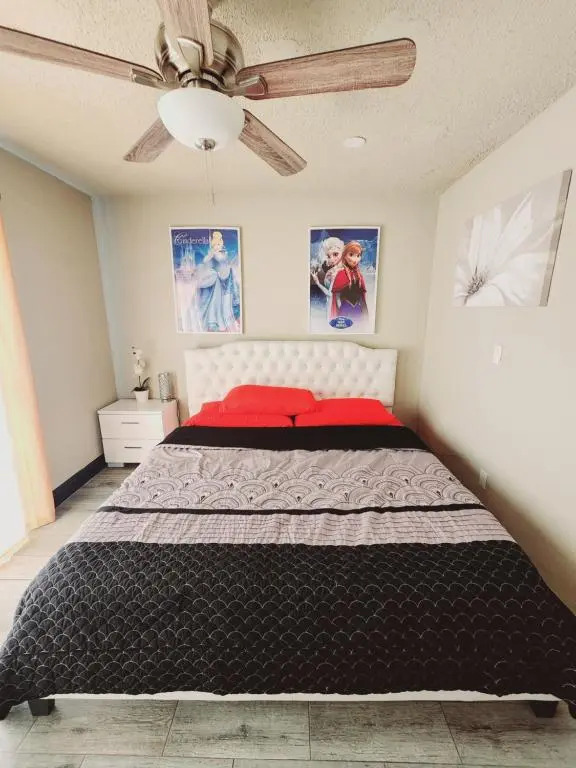Ocean Breeze Apartment Huntington Beach