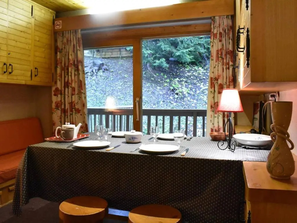 Appartement Méribel, 1 pièce, 4 personnes - FR-1-180-39