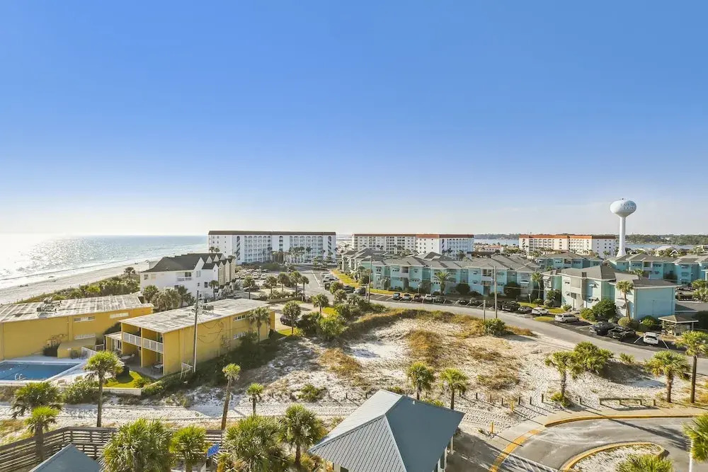 Seacrest 702 is a Gulfview 2 BR on Okaloosa Island by RedAwning