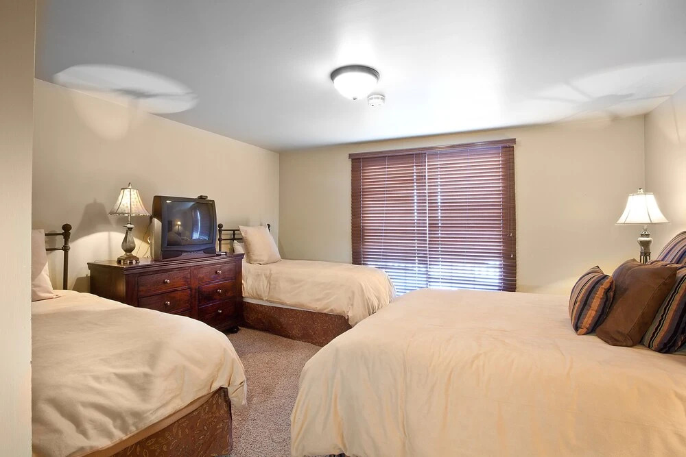 Resort Plaza #5061 by Avantstay Located in Park City Mountain Resort Close to the Slopes!