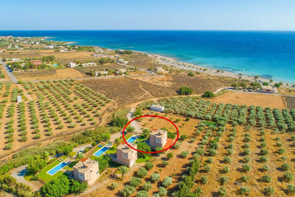 Theo Beach Villa