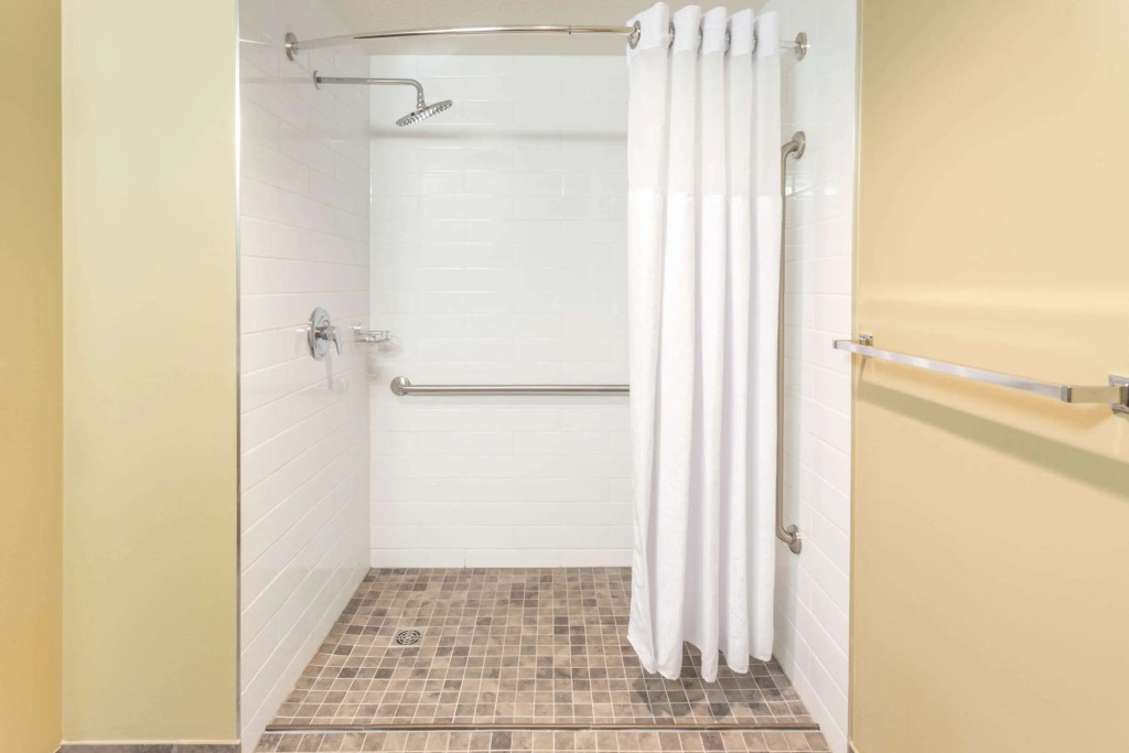 Microtel Inn & Suites by Wyndham Whitecourt