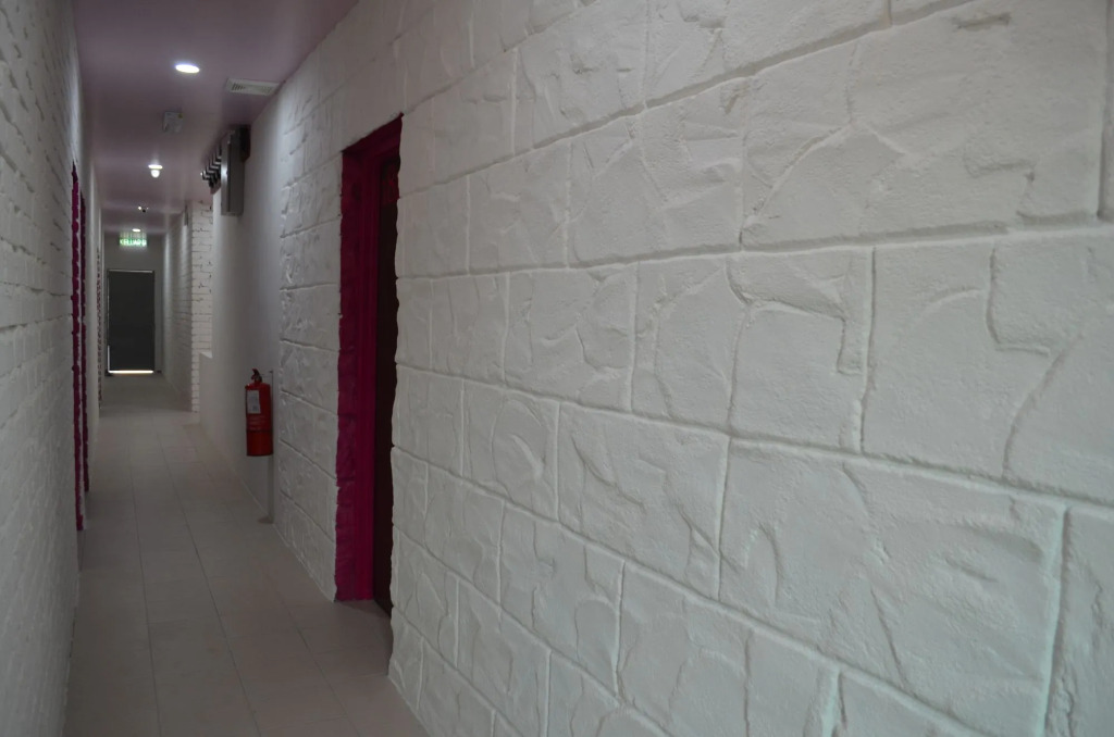 M Motel Meru