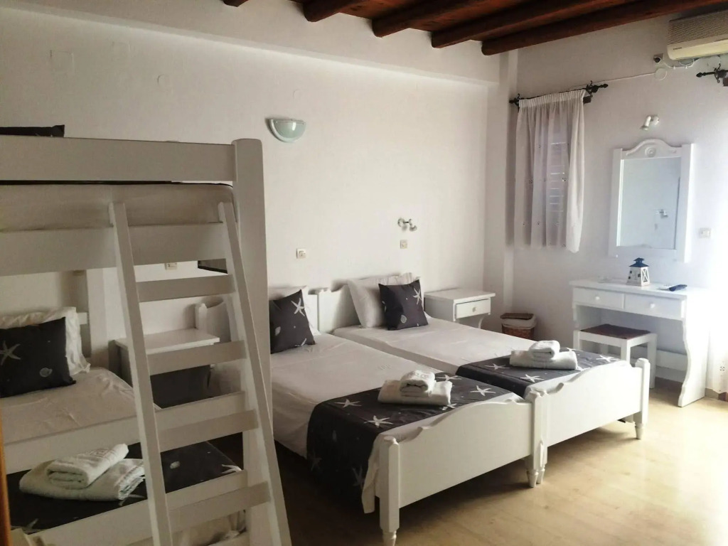 Fisilanis Beachfront Hotel