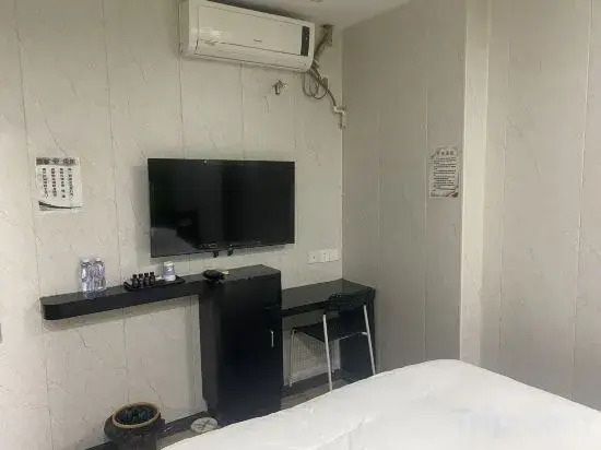 Yuanyuan Hotel (Shanghai Sanlin Subway Station)