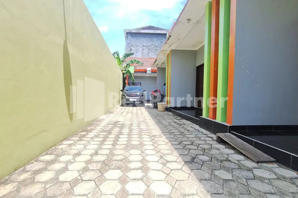 Vins Homestay Kroya Mitra RedDoorz