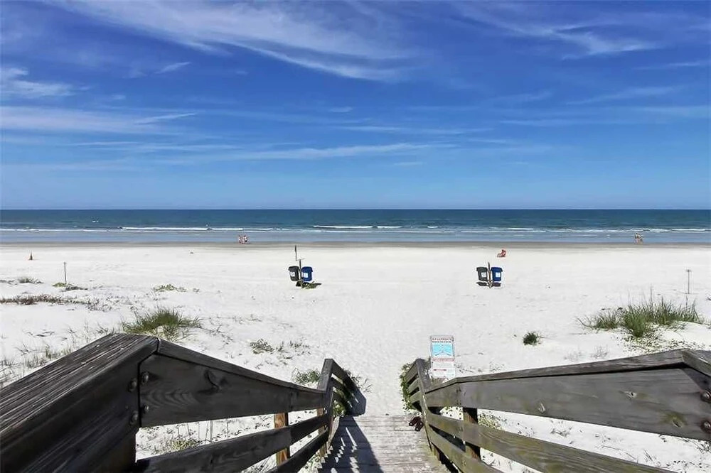 Averys Ocean Breeze B - Three Bedroom Home