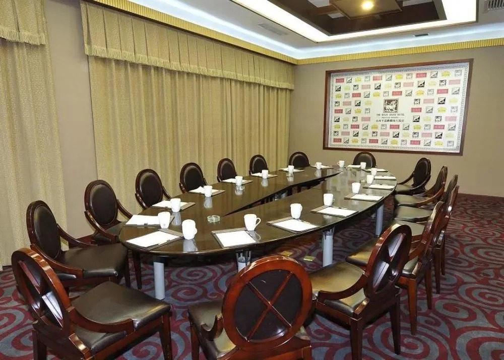 The Kylin Grand Hotel