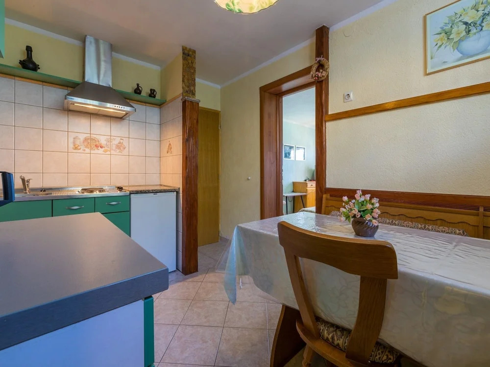 Apartment Elena