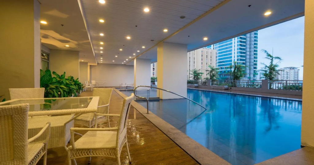 8 Adriatico Staycation