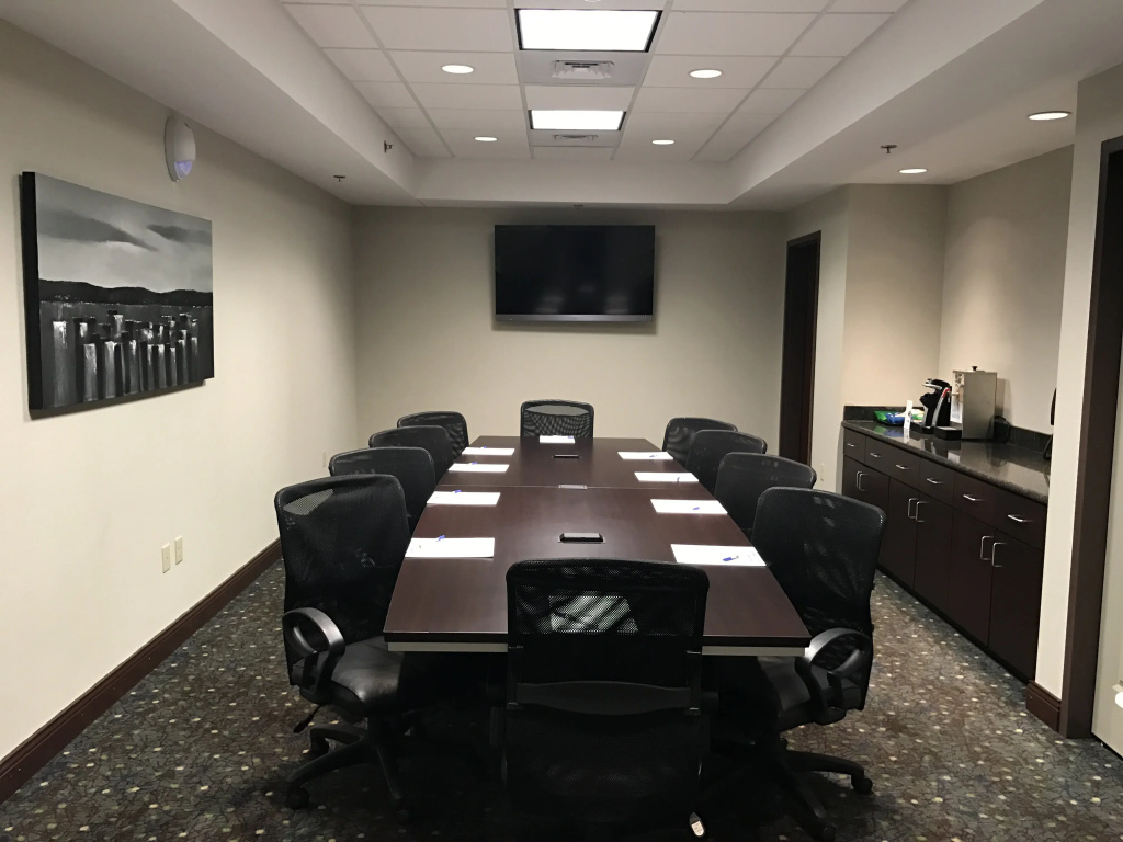 Holiday Inn Express & Suites Morton Peoria Area by IHG