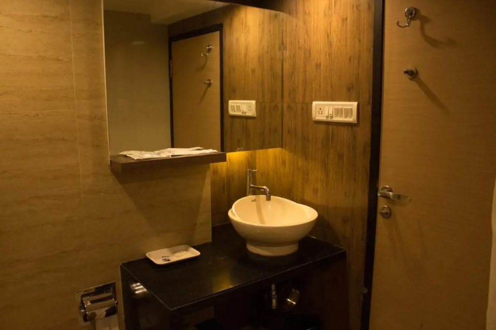 OYO 351 Hotel Corporate