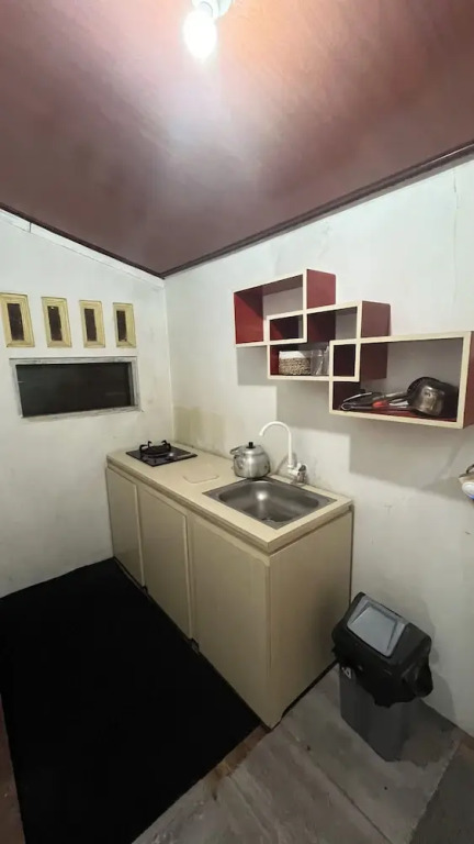 Quen\z Cabin
