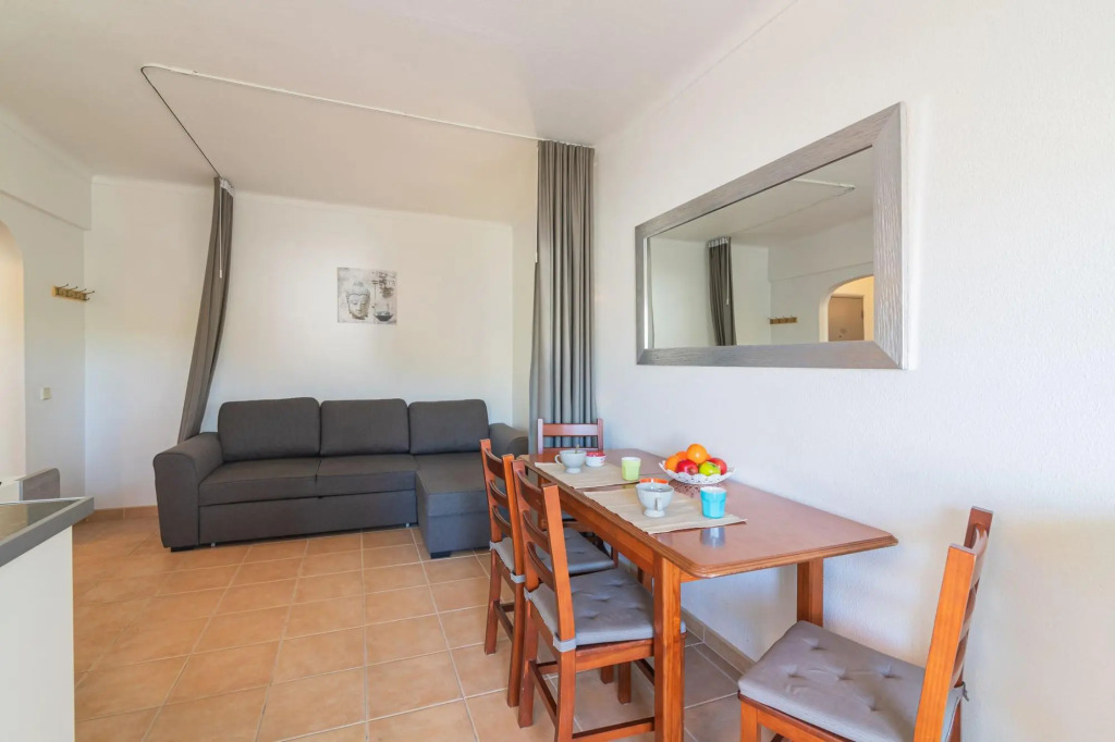 Vilamoura Cosy 2 With Pool by Homing