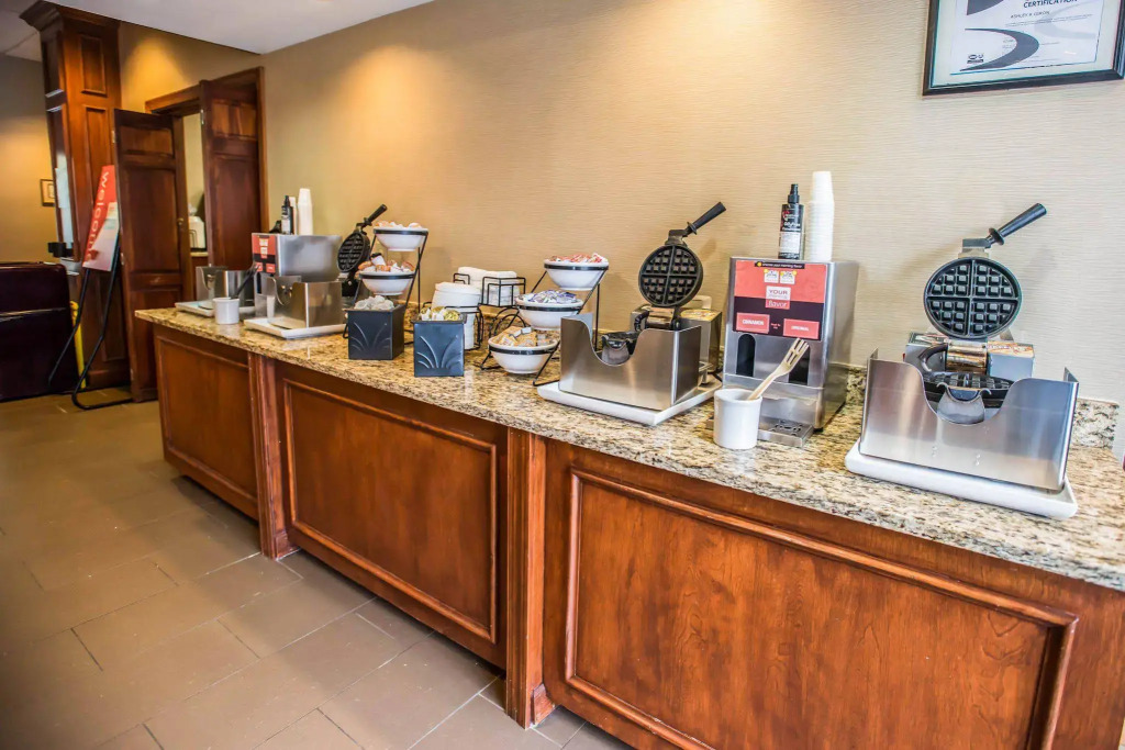 Best Western Chocolate Inn at the Park
