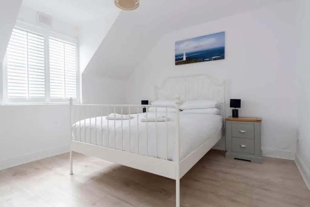 Modern newly refurbished house 10 minute walk from Lahinch