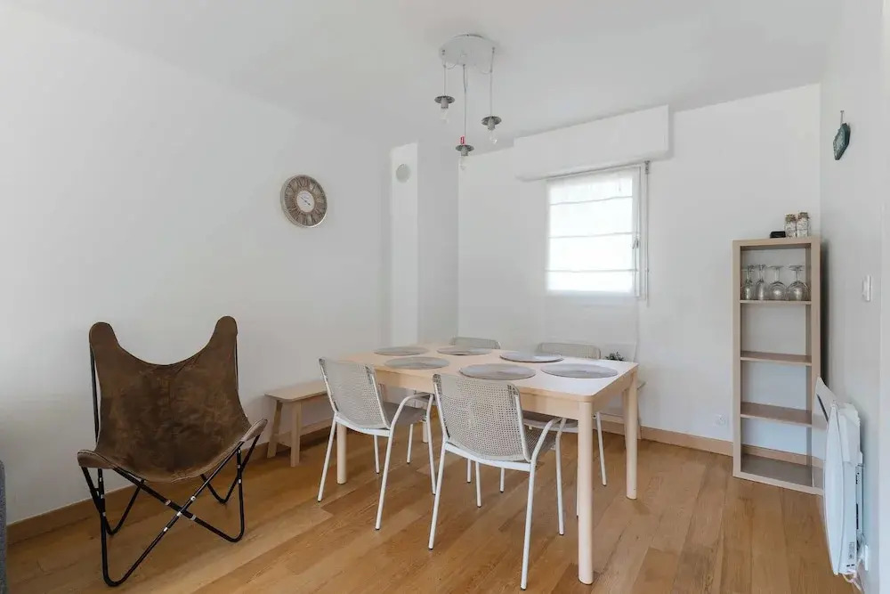 3 Bedroom Apartment With Garden and Swimming Pool