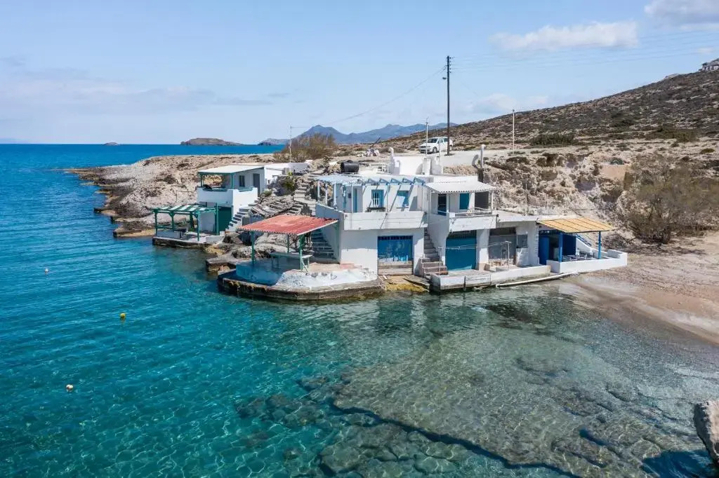 Almera Sea View Boat House
