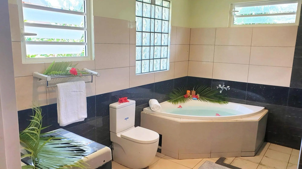 MOOREA - Villa Maoe Pool