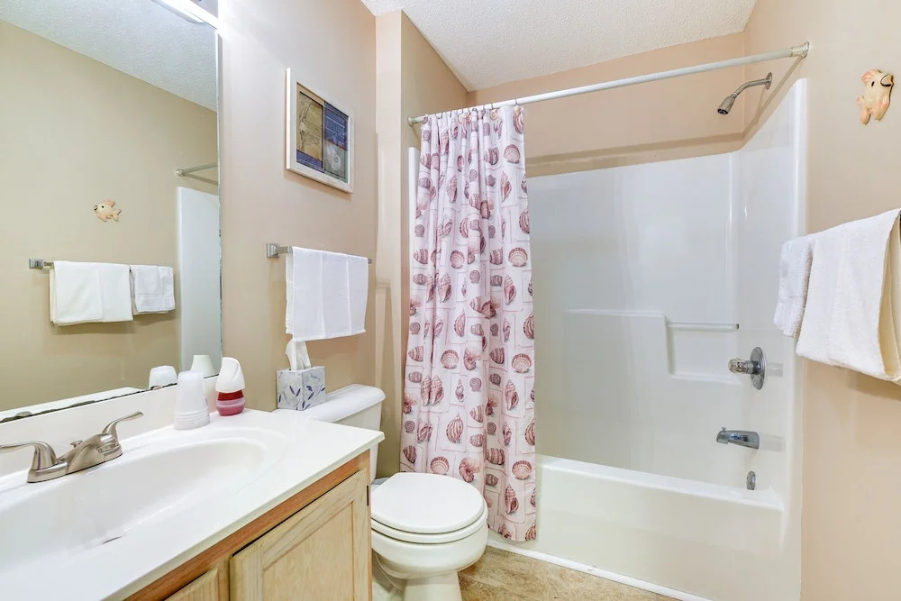 2 Blocks to Ocean: North Myrtle Beach Condo!