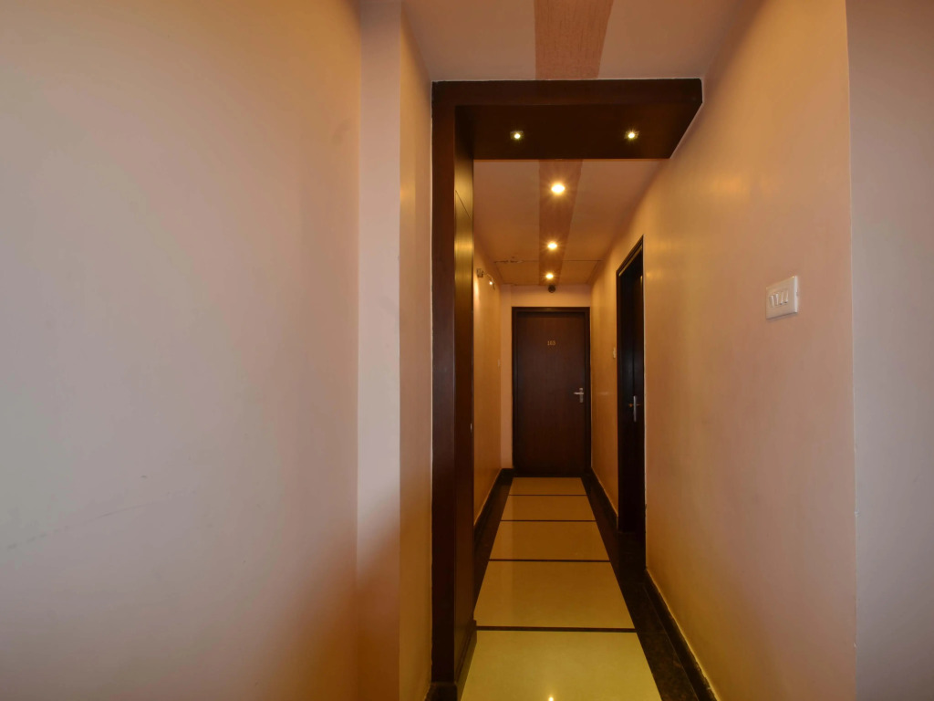 Hotel Central Residency