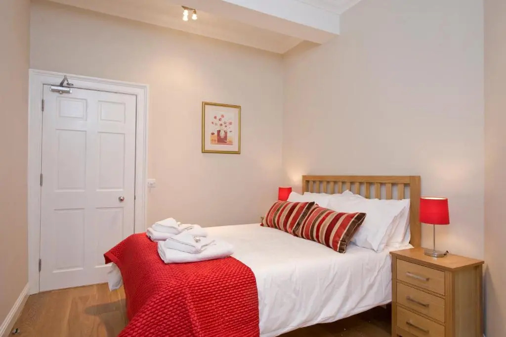Destiny Scotland - Thistle Street Apartments