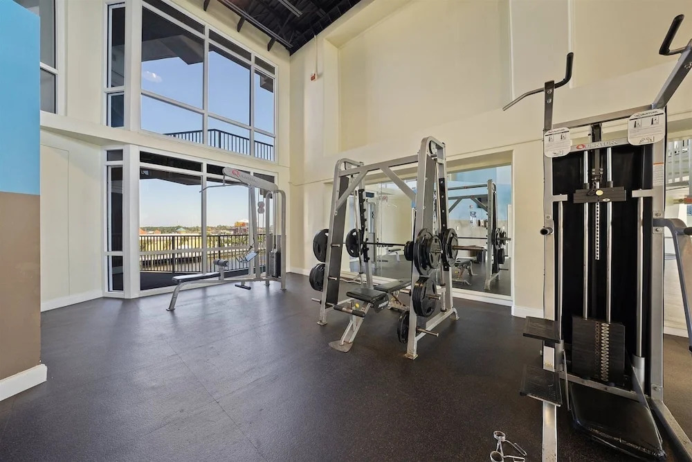 Laketown Wharf 802