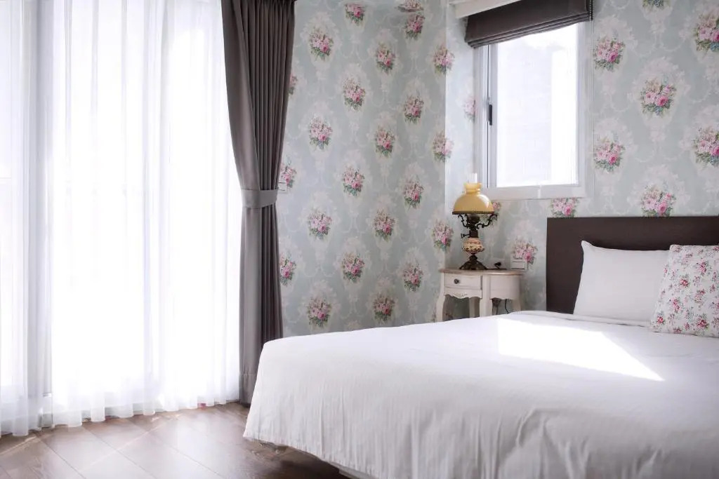 R&J GuestHouse