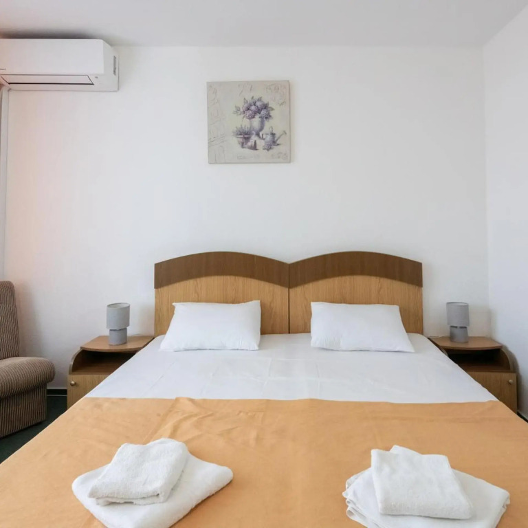 Hotel Siret Saturn
