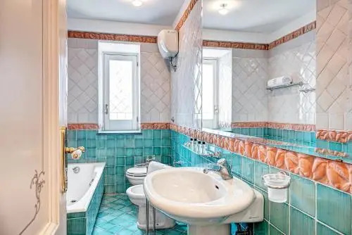Flat 5 Bedrooms 5 Bathrooms - Colli Di Fontanelle