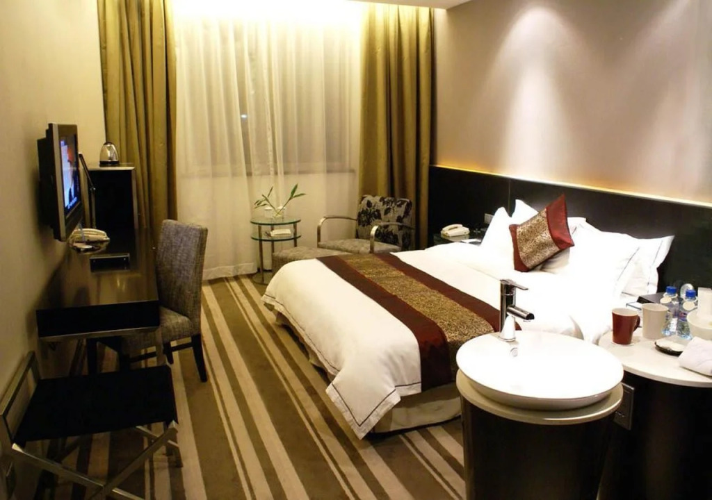 Metropolo Nantong Overseas Chinese Hotel