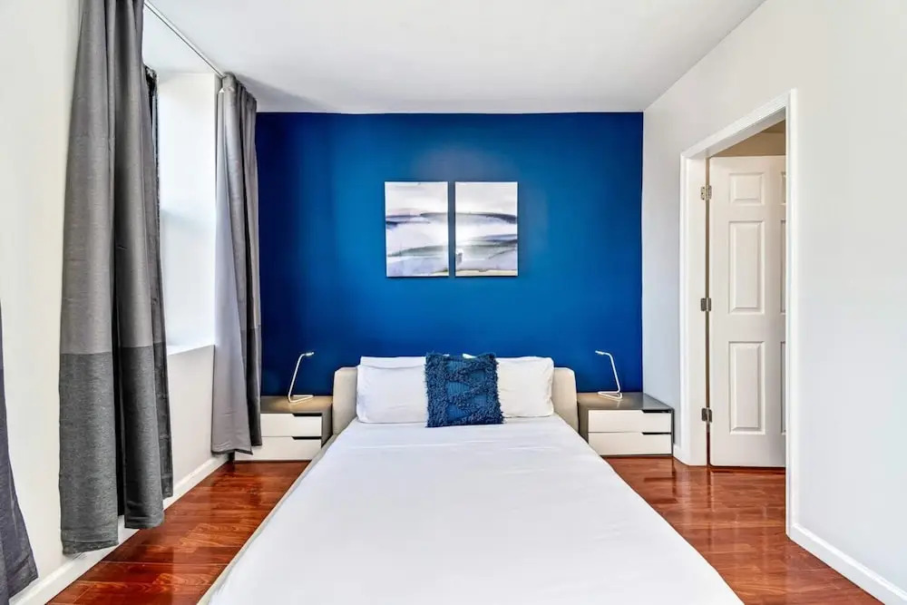 Amazing 2BD Steps From the Convention Center