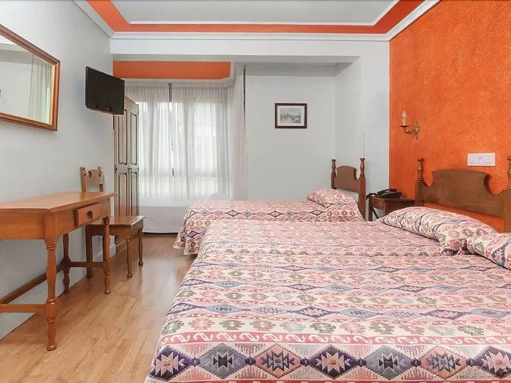 Hotel Riotuerto
