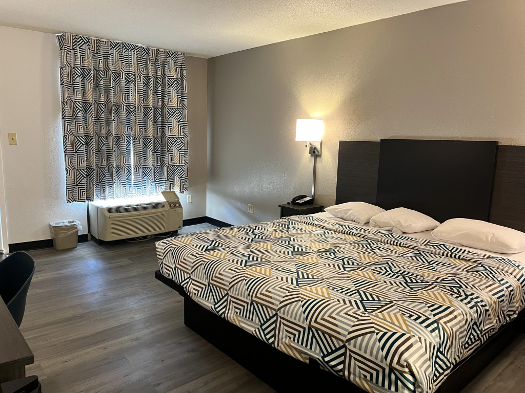 Motel 6 Montgomery, AL - Eastern Blvd